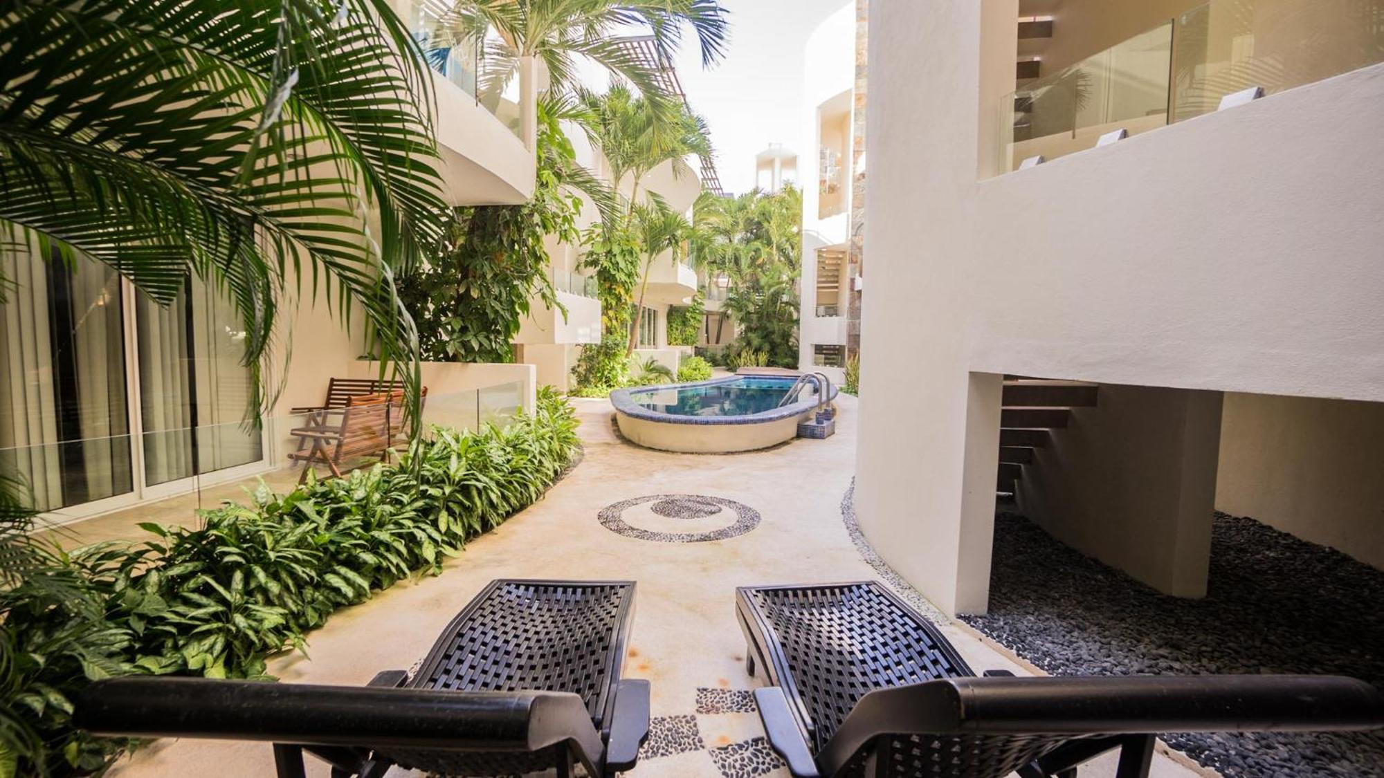 Playa Village Condo By Bvr Playa del Carmen Esterno foto